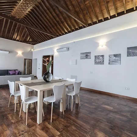 Appartement Anchieta 60 *